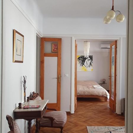 Elegant Apartment Near Rosetti Square Bucharest Luaran gambar